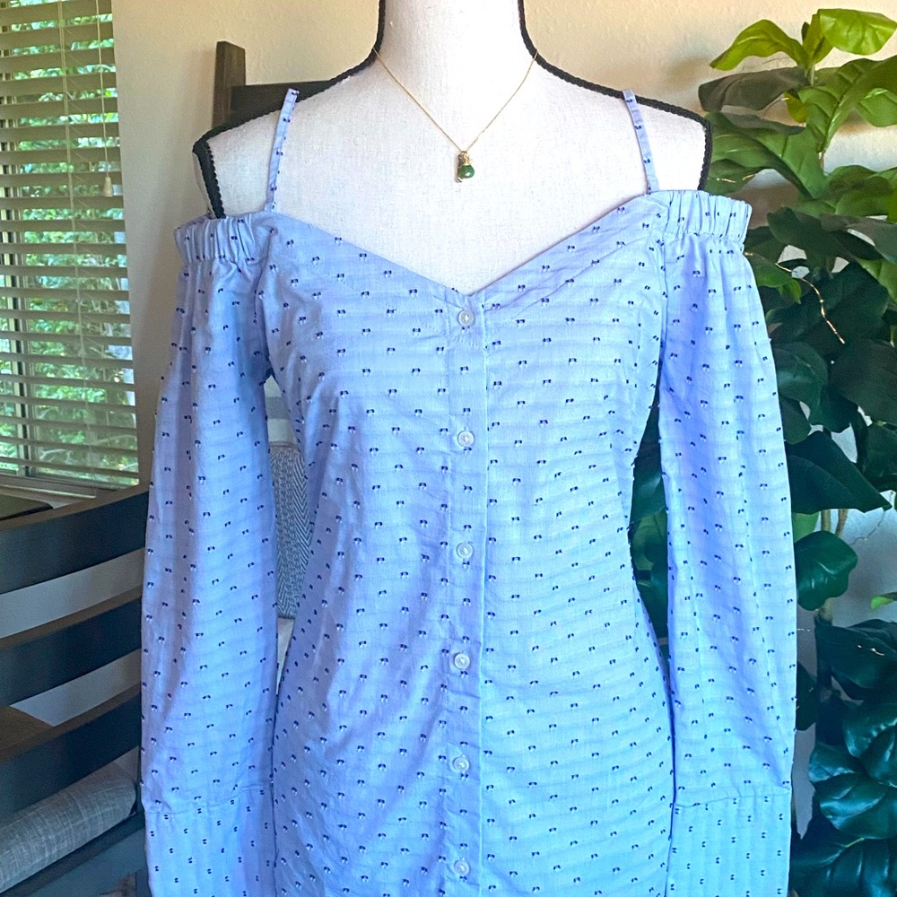 Banana Republic off the shoulder dress shirt